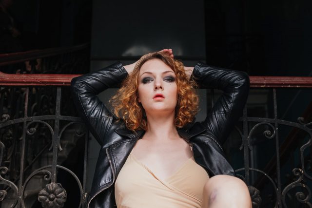 smoky eyes